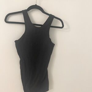 Lululemon tank with built in bra - Size S